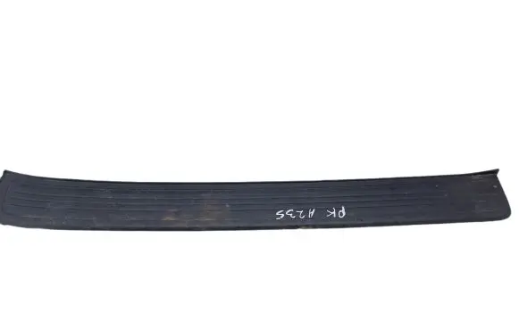 Honda CR-V Front sill trim cover 84252SWAA