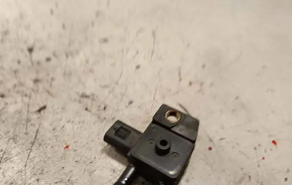BMW X3 F25 Exhaust gas pressure sensor 7805758