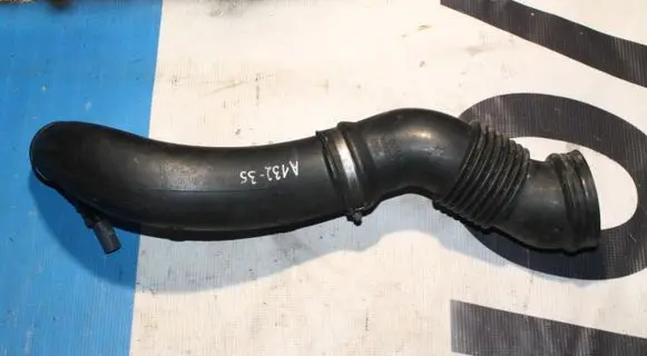 Volvo XC90 Engine coolant pipe/hose 30769234