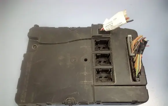 Renault Scenic II - Grand scenic II Comfort/convenience module S118400150D