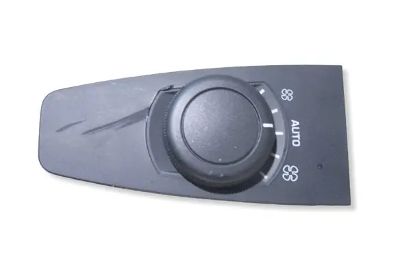 Citroen C4 I Climate control unit 9659796877 A53000600