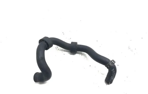 Mercedes-Benz C W204 Engine coolant pipe/hose A2048302196