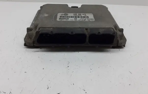 Volkswagen Golf IV Engine control unit/module 038906013 0281001759