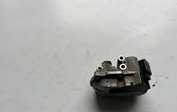Audi A6 S6 C6 4F Intake manifold valve actuator/motor 059129086M A2C53308513 116121535