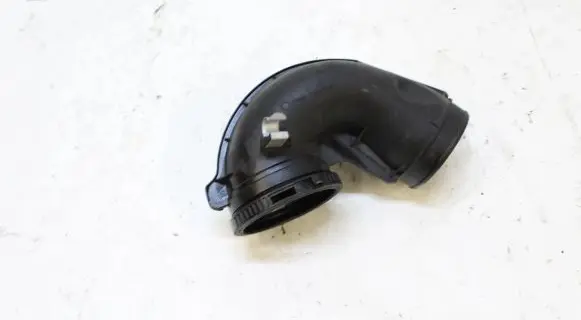 BMW M2 F87 Intercooler hose/pipe 8057992