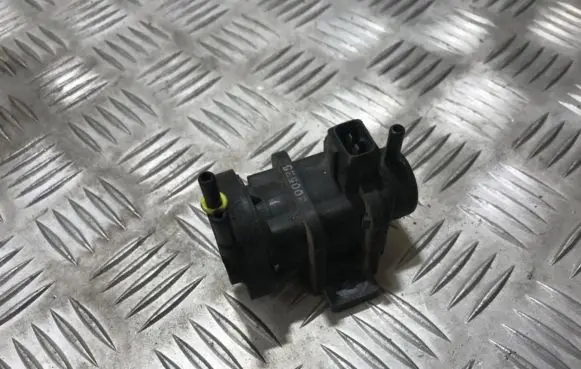 Mitsubishi Carisma Turbo solenoid valve 4522371 4715396