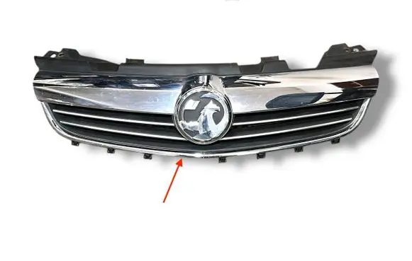 Opel Zafira B Front grill 13247331 13247327