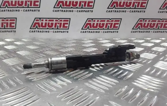 BMW X6 M Fuel injector 10213541 648627842