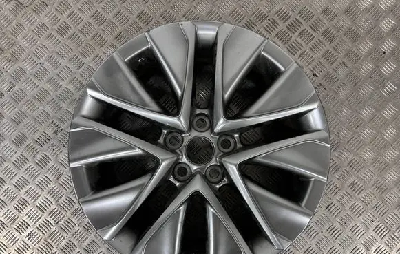 Toyota Mirai II R19 alloy rim 