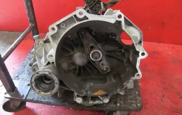 Volkswagen Golf VI Manual 5 speed gearbox LEG