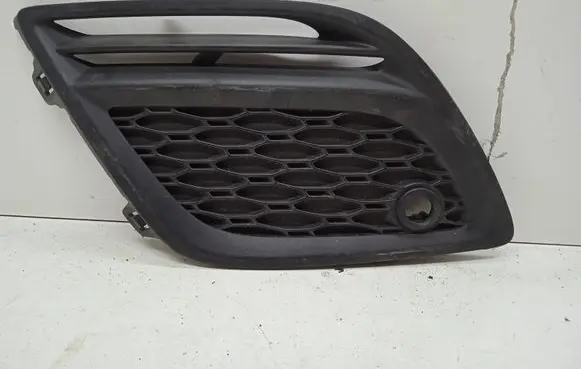 Volvo XC60 Front bumper lower grill 31290662