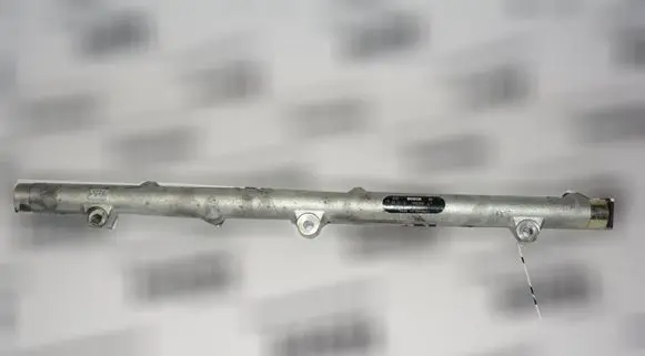 BMW 5 E39 Fuel main line pipe 0445216002