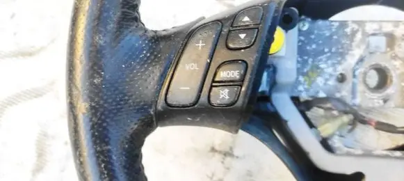 Mazda 6 Steering wheel buttons/switches 
