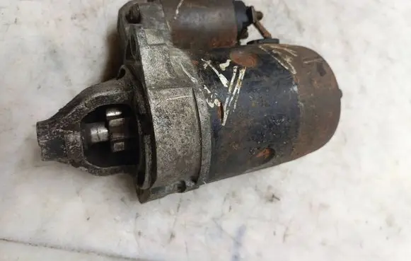 Mitsubishi Colt Starter motor M3T4108
