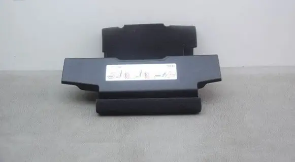 Audi Q7 4M Front door seat control surround trim 4M0010500