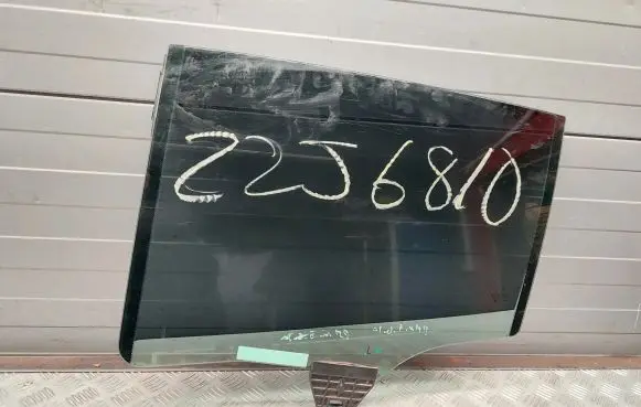 Porsche Panamera (970) Rear door window glass 97054451106