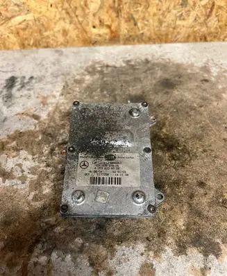 Mercedes-Benz E W211 Headlight ballast module Xenon A0038206026 5DF00827905