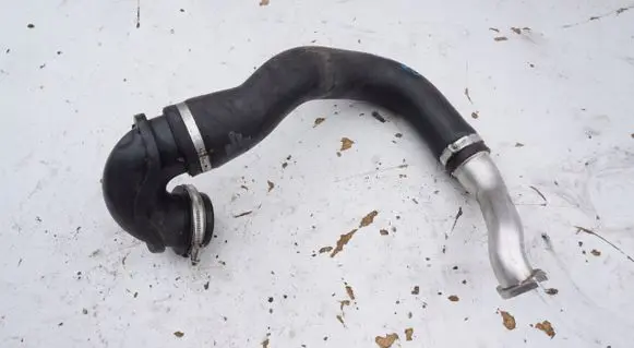 Chevrolet Captiva Air intake hose/pipe