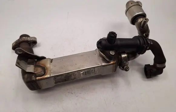BMW X6 E71 EGR valve cooler 7790065 11717790065