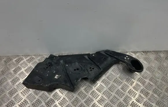 BMW 2 Active Tourer U06 Rear underbody cover/under tray 8498391