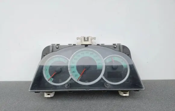 Toyota Corolla Verso E121 Speedometer (instrument cluster) 83800-0F090