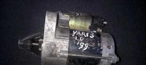 Toyota Yaris Starter motor 2810023020 28100-23020