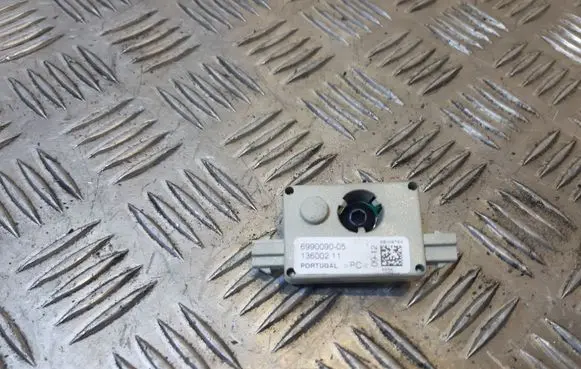 Mini One - Cooper Coupe R56 Antenna control unit 699009005