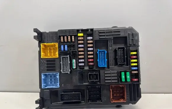 Citroen C3 Aircross Fuse box set 9832880680 1792442806 28719719