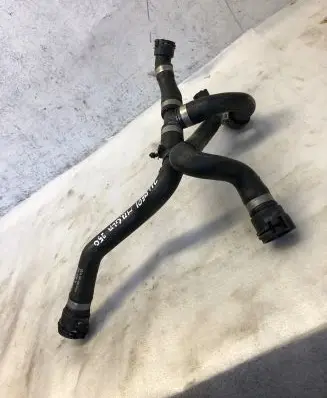 Mercedes-Benz GLA H247 Engine coolant pipe/hose A2478302402