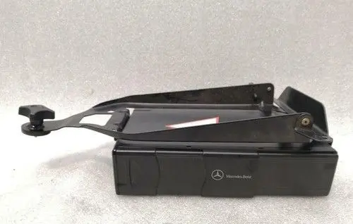 Mercedes-Benz ML W163 CD/DVD changer A1638201589