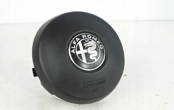 Alfa Romeo Stelvio Steering wheel airbag