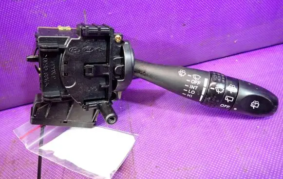 Hyundai Getz Wiper turn signal indicator stalk/switch 32933A