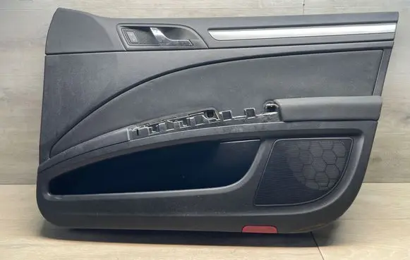 Skoda Superb B6 (3T) Front door card panel trim 3T1867012 00101131358