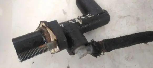 Mazda 323 Clutch master cylinder
