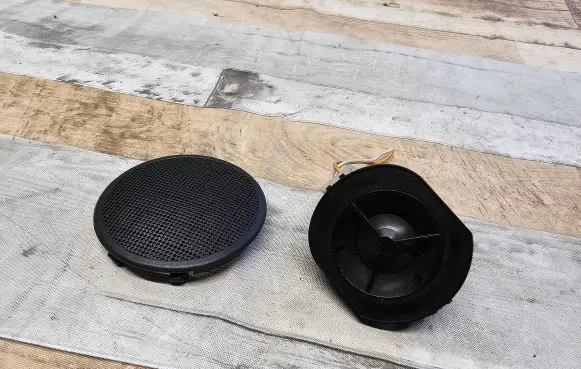 Front door speaker