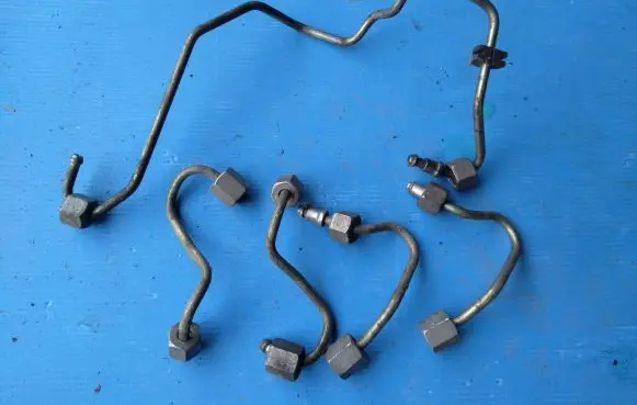 Toyota Verso Fuel main line pipe