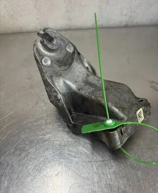 Mercedes-Benz CLS C257 Gearbox mount A6542232900