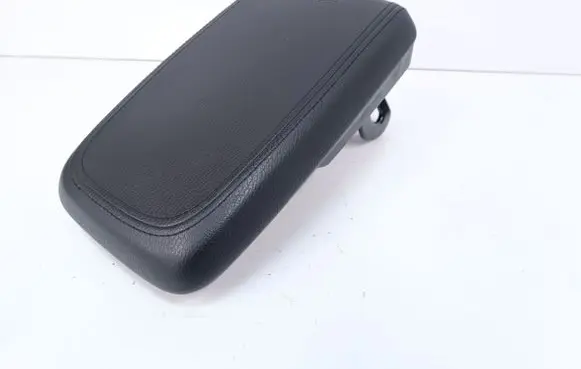 Opel Antara Armrest