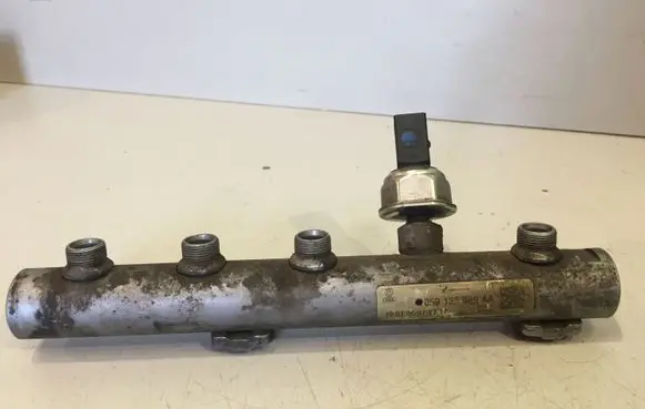 Audi A6 S6 C6 4F Fuel main line pipe 059130089AA