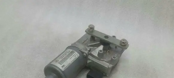 Mercedes-Benz S W222 Wiper motor A2228200242