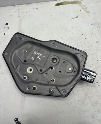 Skoda Superb B6 (3T) Rear window lifting mechanism without motor 120381