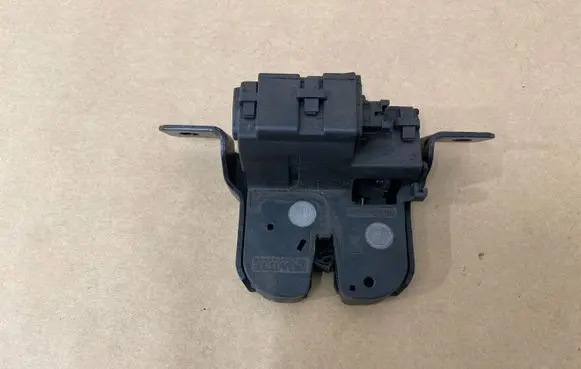 BMW 1 F20 F21 Tailgate/trunk/boot lock/catch/latch 7248075