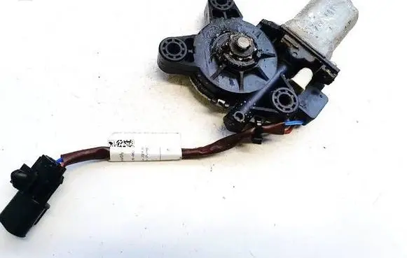 Hyundai Santa Fe Front door window regulator motor 9882026100 98820-26100