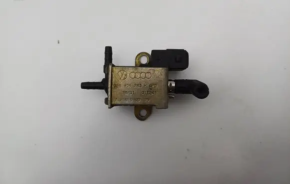 Audi A4 S4 B6 8E 8H Turbo solenoid valve 026906283H