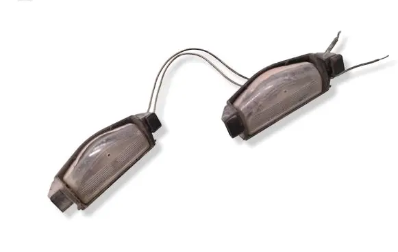 Mazda 3 I Number plate light P3664