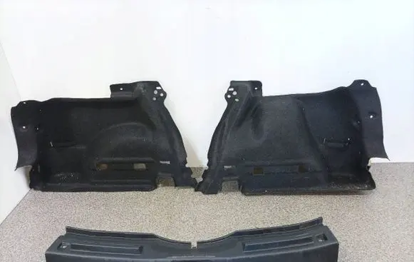 Nissan Qashqai Front door card panel trim