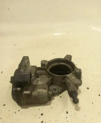 Opel Insignia A Throttle valve 5564164