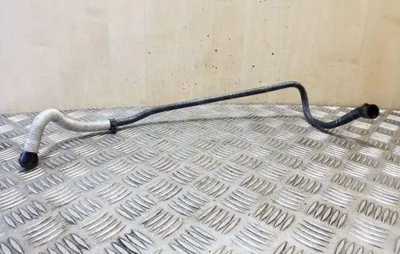 Audi TT TTS Mk2 Vacuum line/pipe/hose 8J2611931D