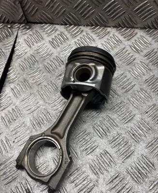 BMW X3 F25 Piston with connecting rod