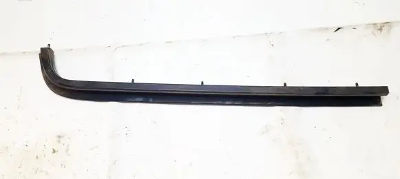 Volkswagen Golf IV Sliding door trim 